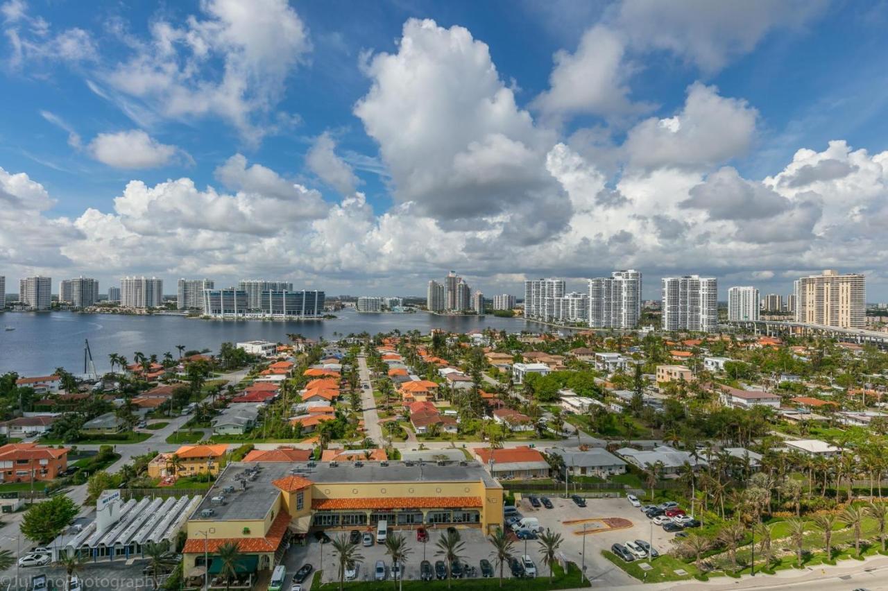 Ocean View 25Th Floor At Marenas Beach Resort By Ammosfl マイアミビーチ エクステリア 写真