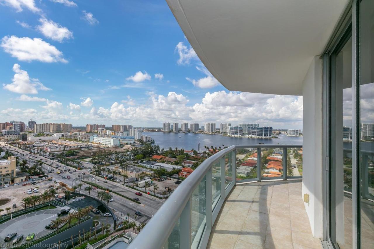 Ocean View 25Th Floor At Marenas Beach Resort By Ammosfl マイアミビーチ エクステリア 写真