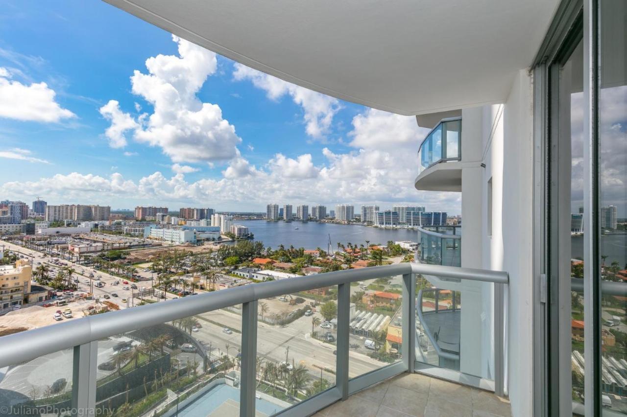 Ocean View 25Th Floor At Marenas Beach Resort By Ammosfl マイアミビーチ エクステリア 写真