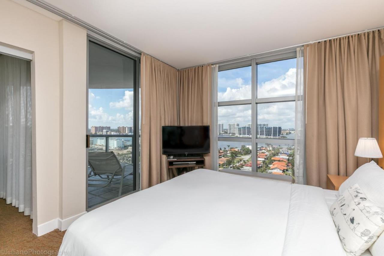 Ocean View 25Th Floor At Marenas Beach Resort By Ammosfl マイアミビーチ エクステリア 写真